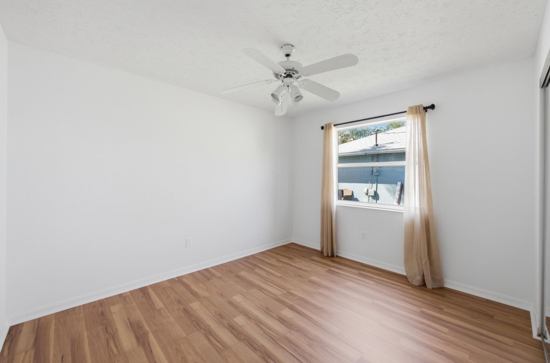1371 SE Airoso Boulevard, Port Saint Lucie, FL 34983 Photo