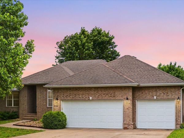 502 S Pepperhill Drive , Nixa, MO 65714