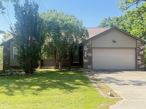 369 Crestview Drive , Ridgedale, MO 65739