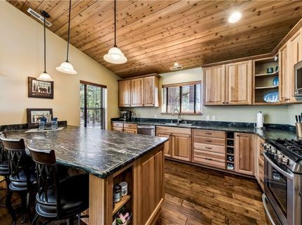 877 Northwood, Unit 2, Incline Village, NV 89451 Photo