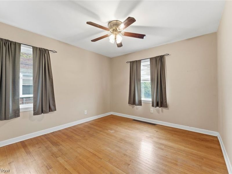 4180 W 57th Street , Cleveland, OH 44144 Photo 16