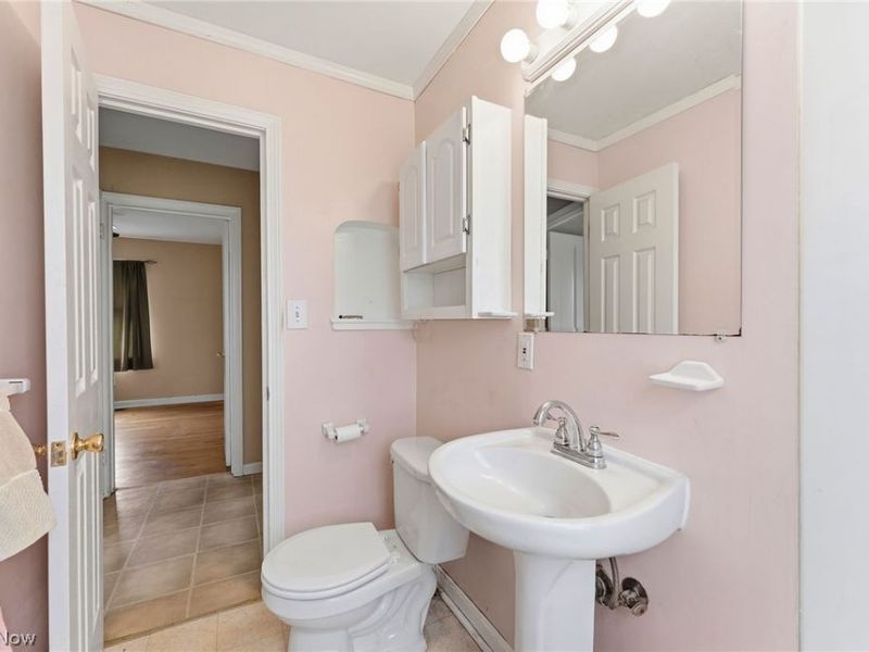 4180 W 57th Street , Cleveland, OH 44144 Photo 18