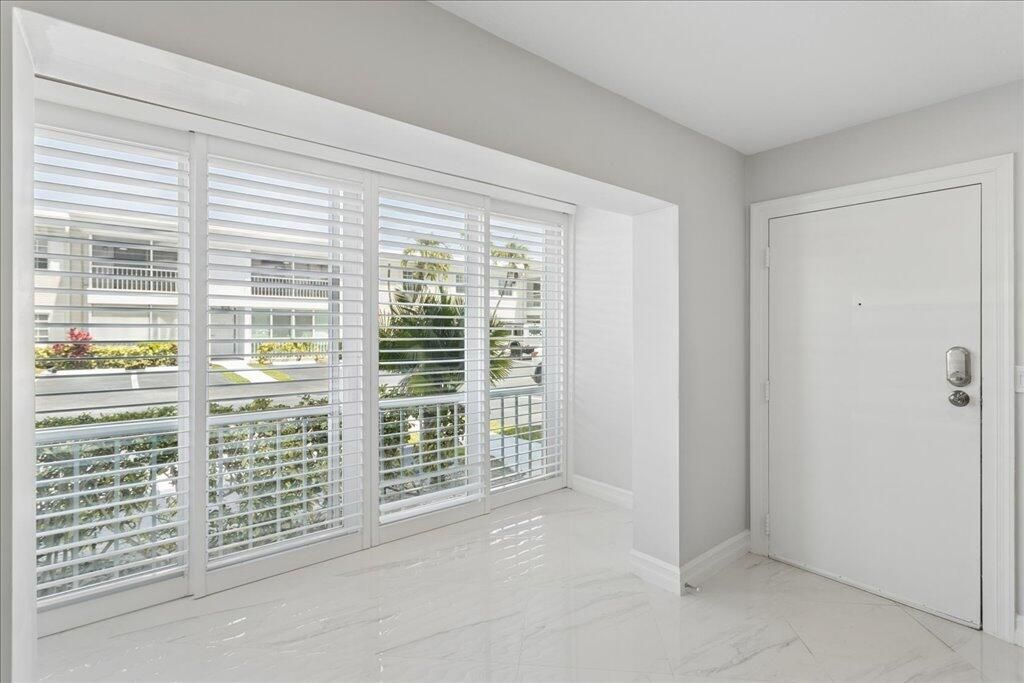 6379 Bay Club Drive, Unit 2, Fort Lauderdale, FL 33308 Photo