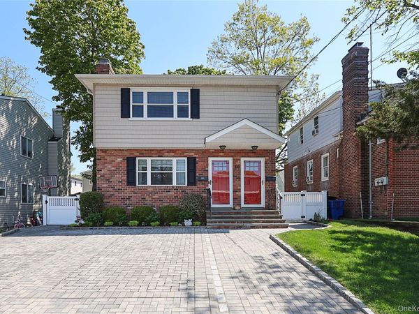 40 Edgewood Road , Port Washington, NY 11050