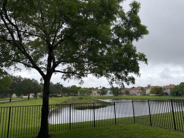 7027 Aliso Avenue, West Palm Beach, FL 33413 Photo