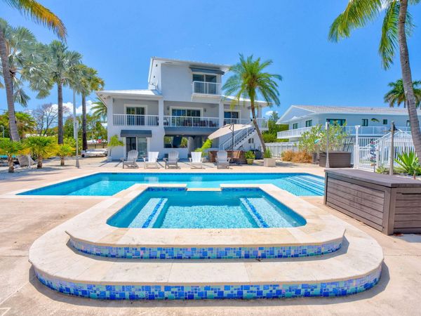 437 Laguna Avenue, KEY LARGO, FL 33037