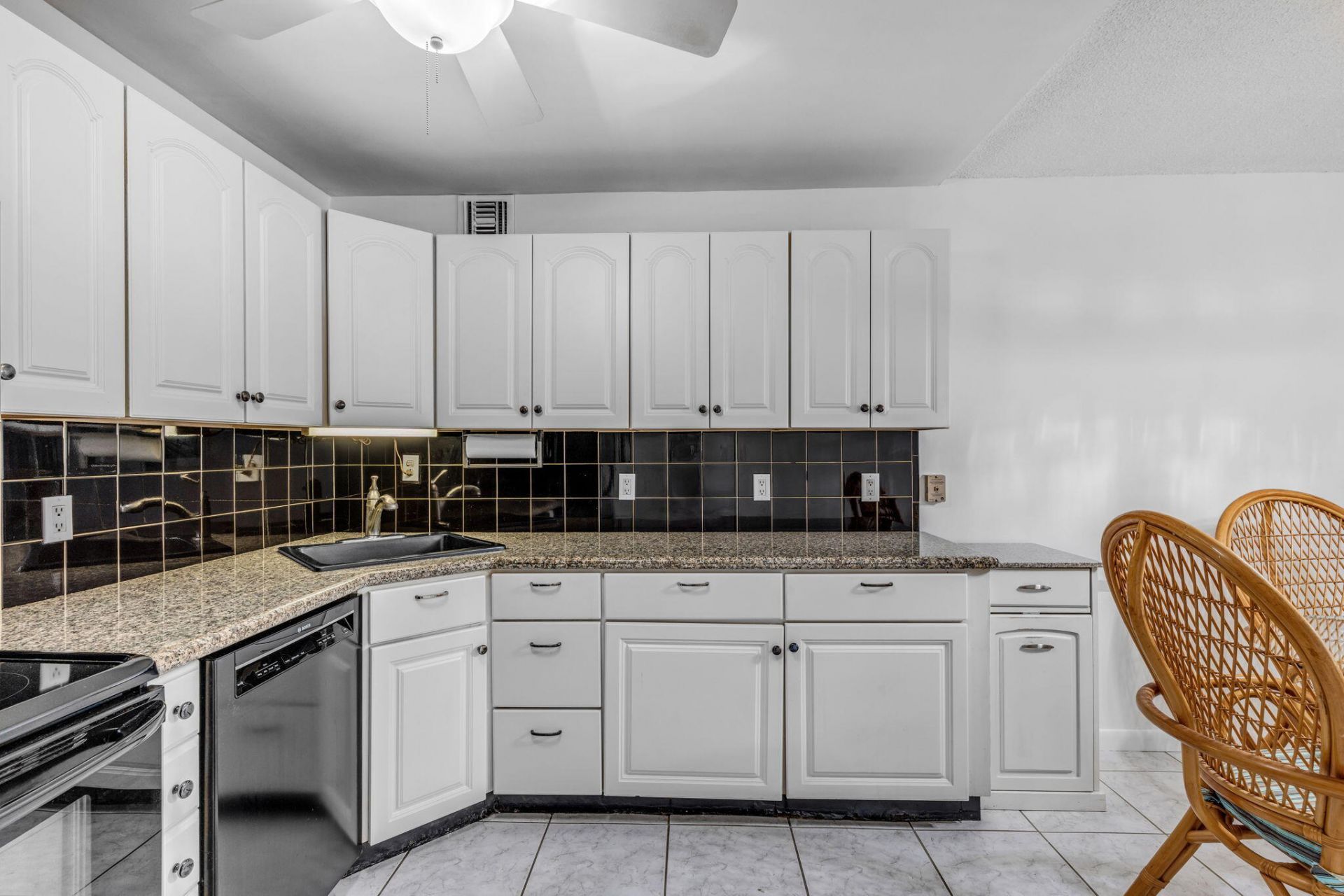 87465 Old Highway, Unit 102, Islamorada, FL 33036 Photo
