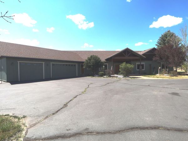 21491 Bear Creek Road, Bend, OR 97701