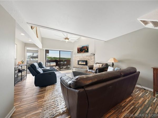 5940 Baydy Peak Road, Unit 532, Osage Beach, MO 65065