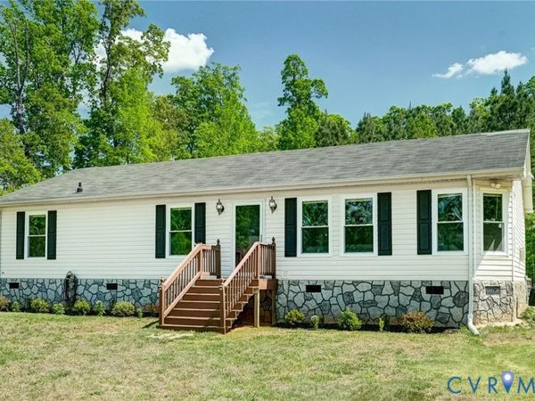 6386 Old Buckingham Road , Powhatan, VA 23139