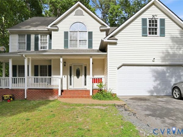 6003 Pleasant Pond Court , Richmond, VA 23832