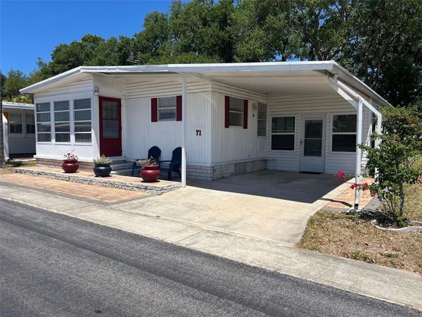 71 ROYAL PALM CIRCLE , LARGO, FL 33778