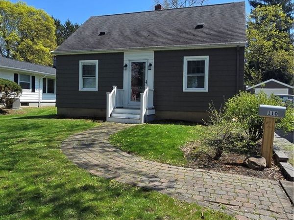 110 High Street, Avon, NY 14414
