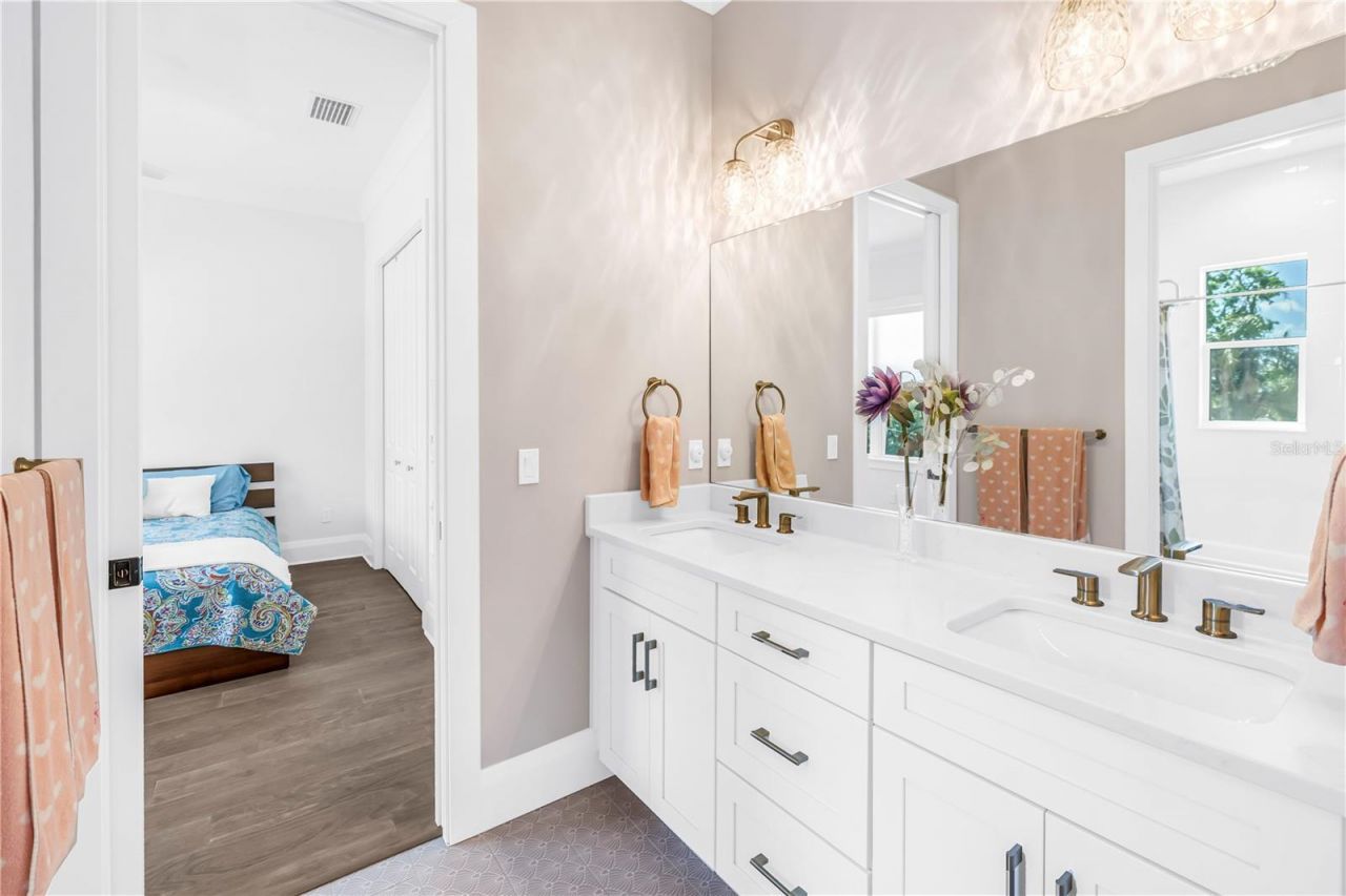 151 17th Avenue N, Saint Petersburg, FL 33704 Photo