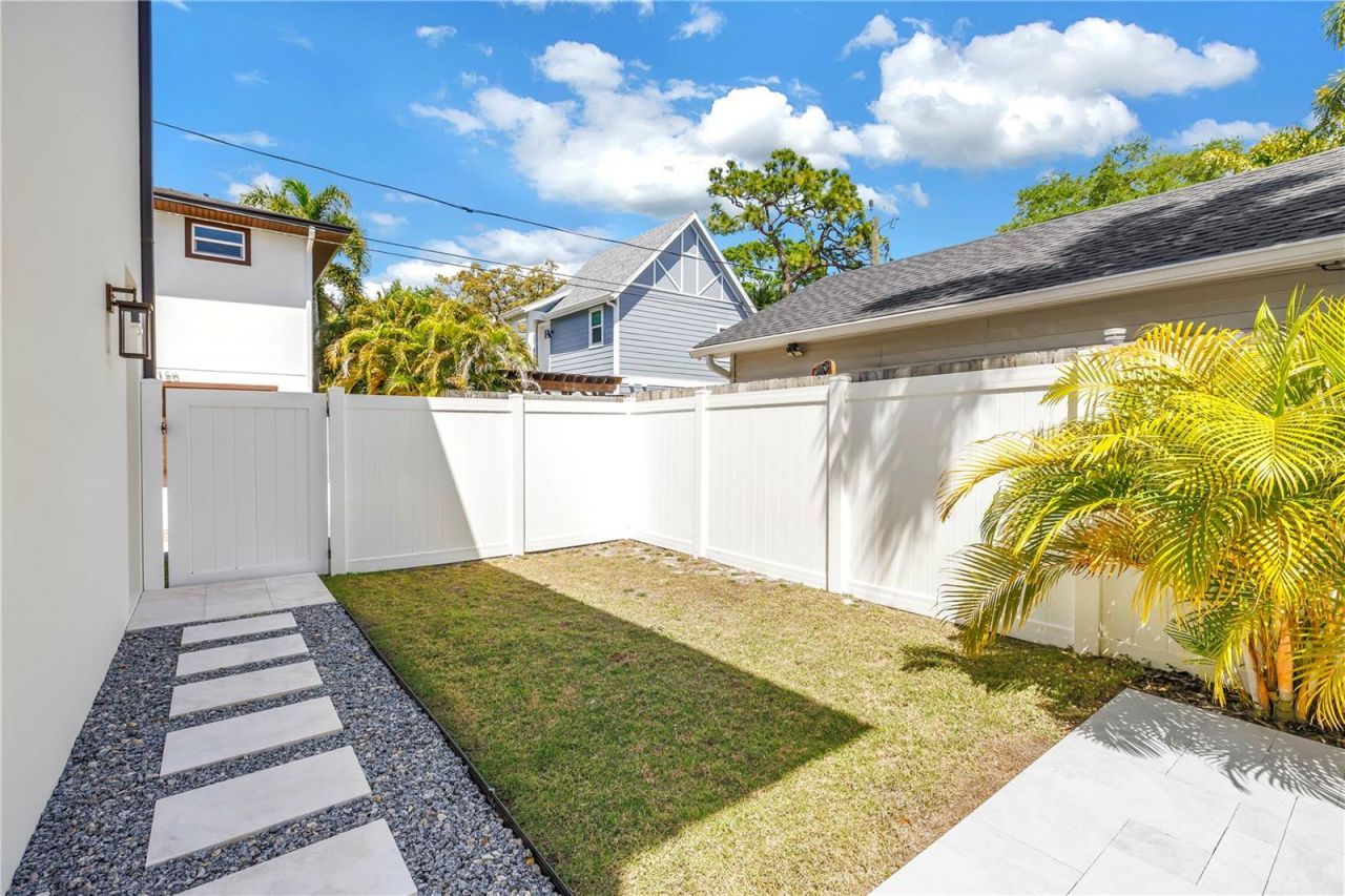 151 17th Avenue N, Saint Petersburg, FL 33704 Photo