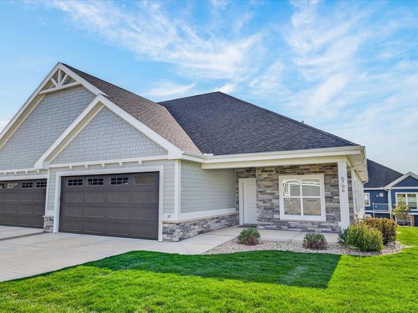 6706 Conservancy PLAZA, Unit 17, De Forest, WI 53532