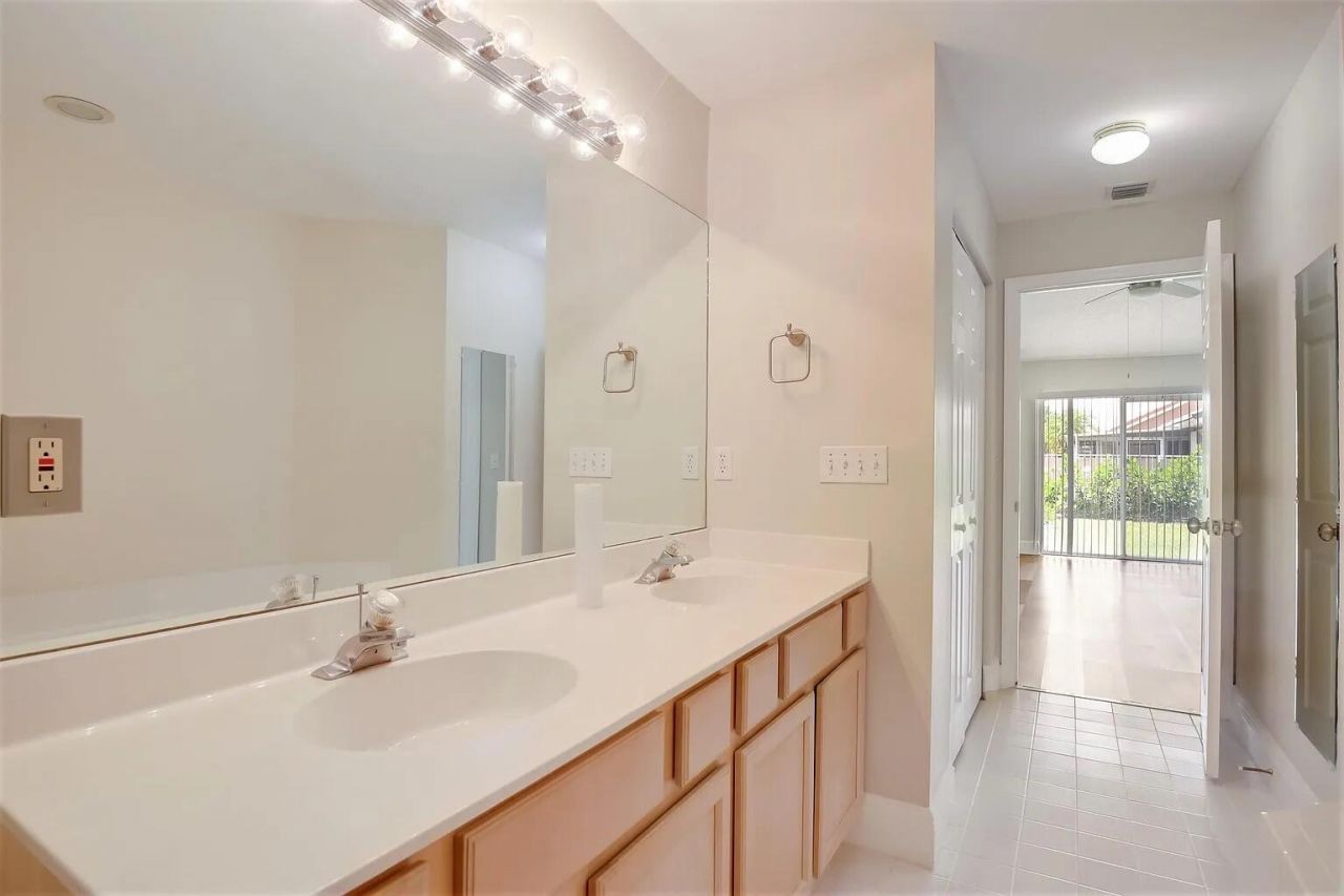 13284 Majestic Pine Court, Delray Beach, FL 33484 Photo
