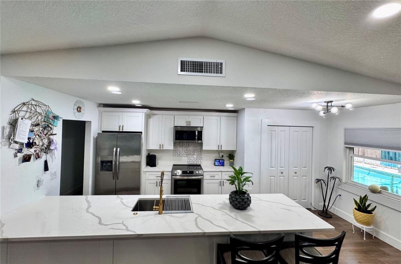 8625 Woodcrest Drive, Port Richey, FL 34668 Photo