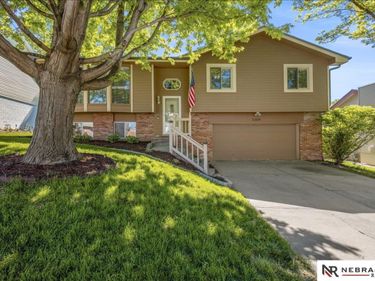 12109 158th Street , Bennington, NE 68007
