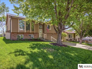 12109 158th Street , Bennington, NE 68007