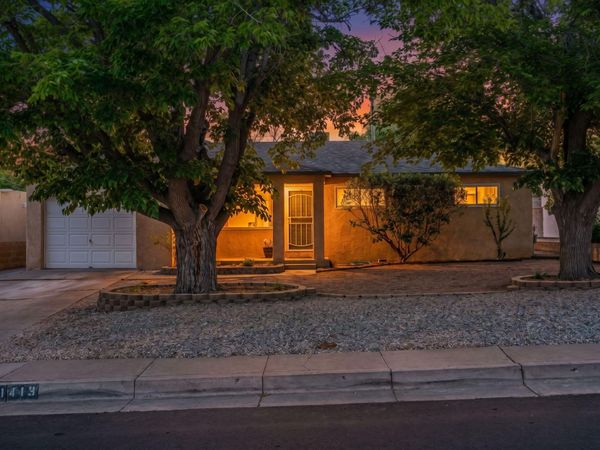 11413 Snowheights Boulevard NE, Albuquerque, NM 87112