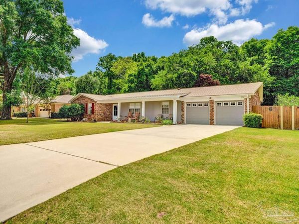 8303 Lyric Dr, Pensacola, FL 32514