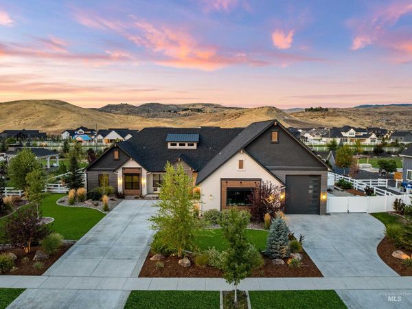 7940 W Mirror Pond Drive, Boise, ID 83714