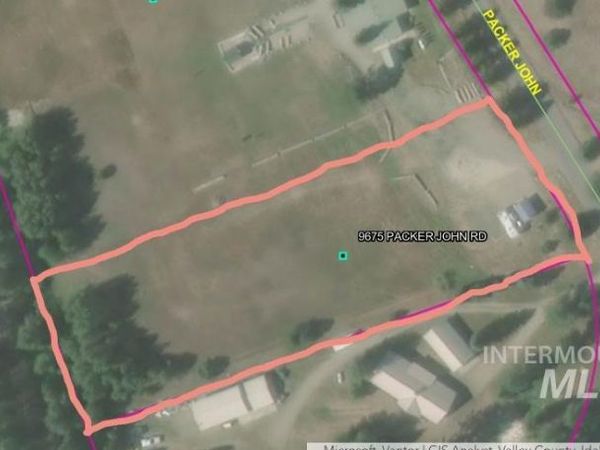 9675 Packer John Rd, Cascade, ID 83611