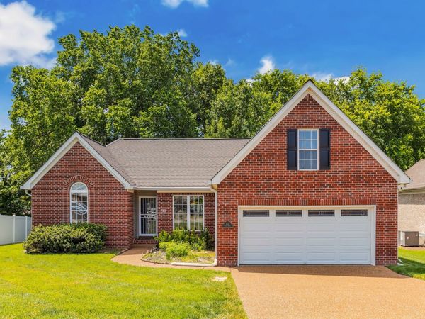 133 Anton Dr, Nashville, TN 37211