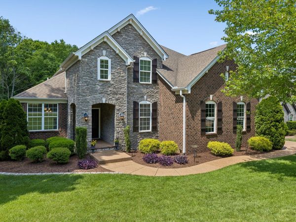 1169 Pin Oak Ln, Brentwood, TN 37027