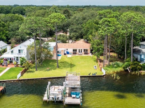 157 Monahan Drive, Fort Walton Beach, FL 32547