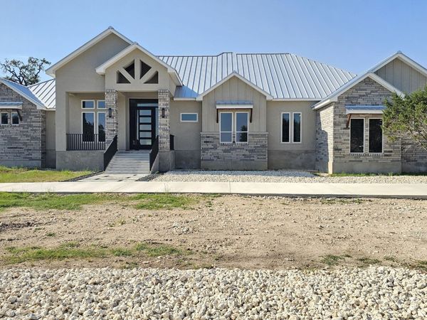 612 Cross Oak, New Braunfels, TX 78132