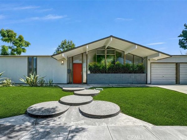 610 E Briardale, Orange, CA 92865