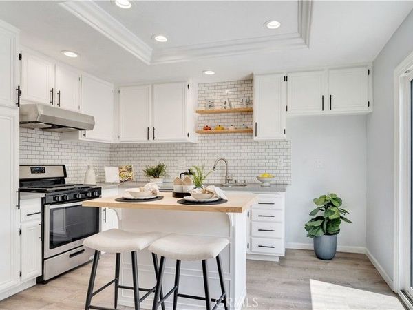 178 Monroe, Irvine, CA 92620
