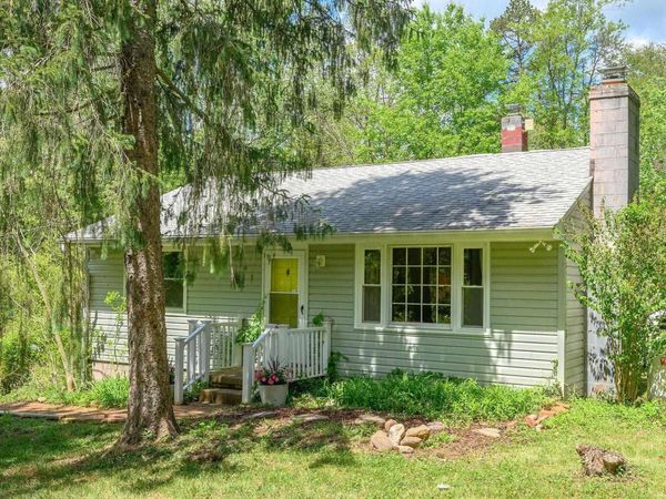 6554 ESMONT RD, Keene, VA 22946