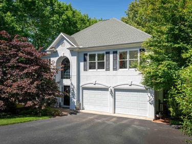 912 KING WILLIAM DR, Charlottesville, VA 22901
