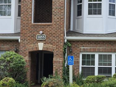 1055 WEYBRIDGE CT , Unit 204, Charlottesville, VA 22911