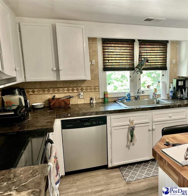 2917 Chippenham Rd Photo 6