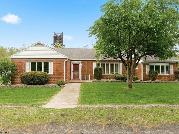 2701 Moyer Road, Connellsville, PA 15425