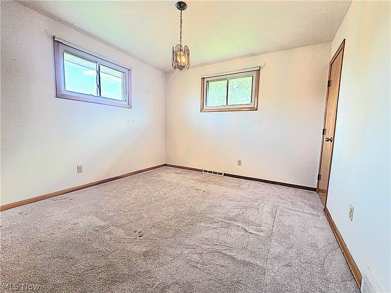 1423 Roanoke Drive , Parma, OH 44134 Photo 22