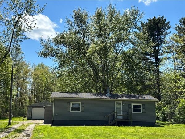 12783 Main Market Road , Garrettsville, OH 44231
