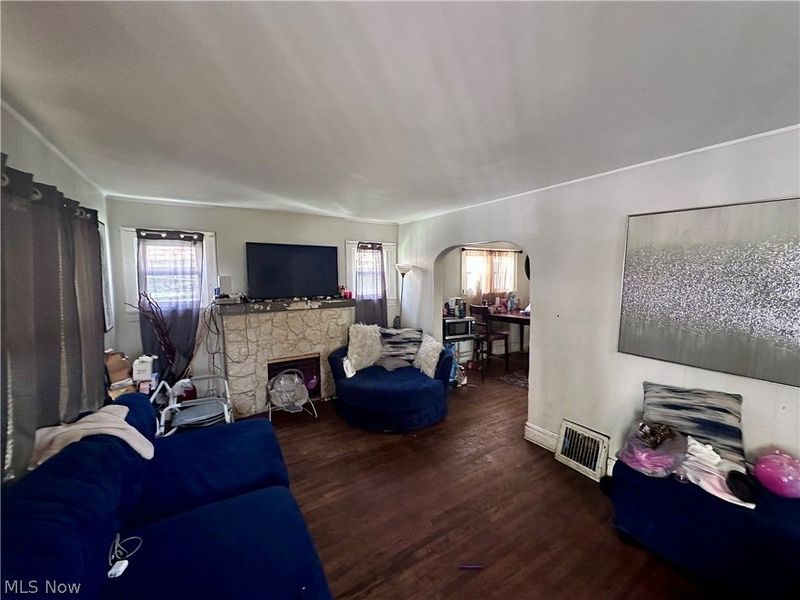 1127 East Avenue, Akron, OH 44307 Photo 4