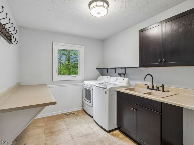 29256 Regency Circle , Westlake, OH 44145 Photo 22