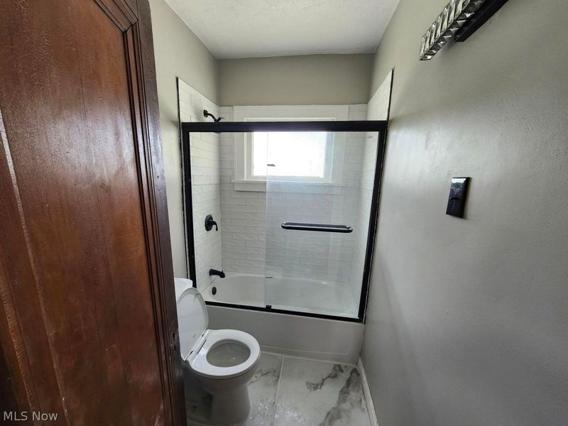10905 Eliot Avenue, Cleveland, OH 44104 Photo 15