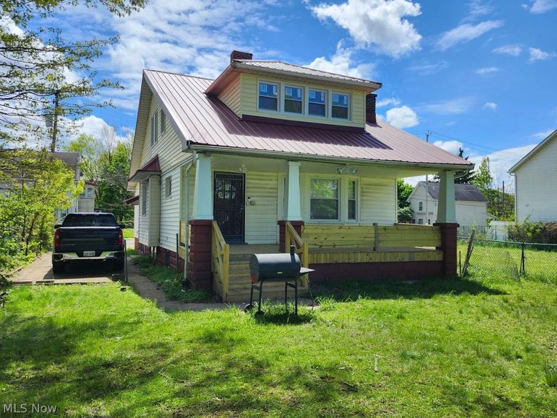 10905 Eliot Avenue, Cleveland, OH 44104 Photo 2