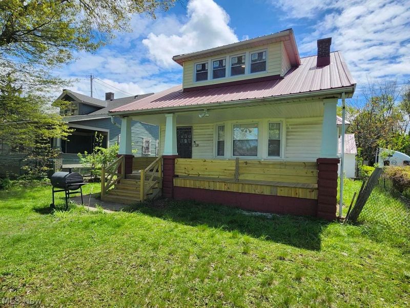 10905 Eliot Avenue, Cleveland, OH 44104 Photo 3