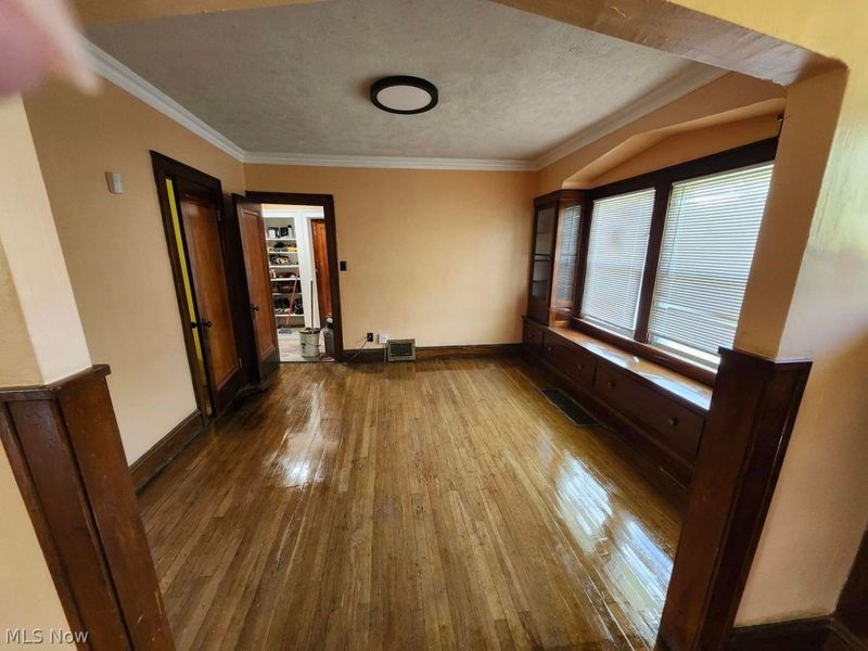 10905 Eliot Avenue, Cleveland, OH 44104 Photo 9
