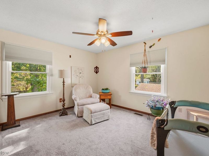 5321 Whitehaven Avenue, North Olmsted, OH 44070 Photo 31