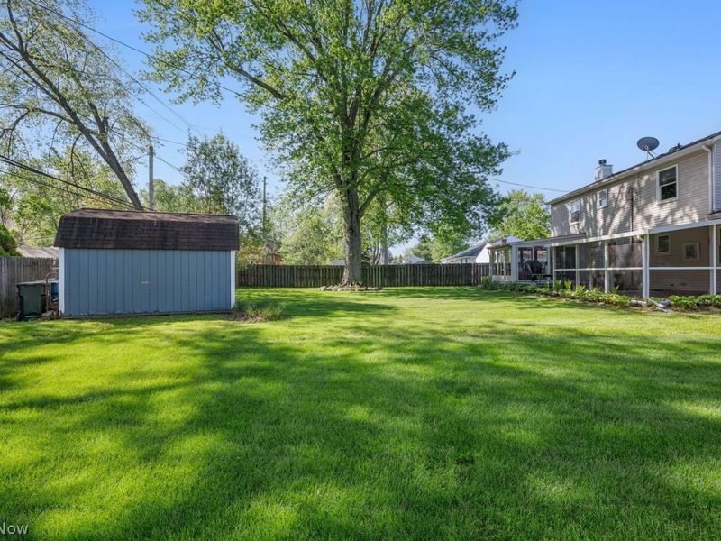 5321 Whitehaven Avenue, North Olmsted, OH 44070 Photo 41