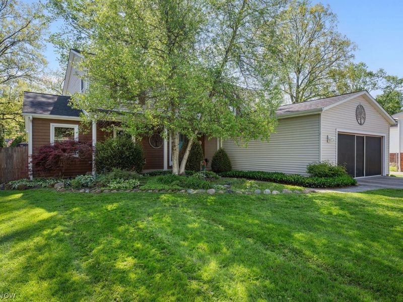 5321 Whitehaven Avenue, North Olmsted, OH 44070 Photo 42